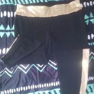 Livi Active Black & Gold Leggings